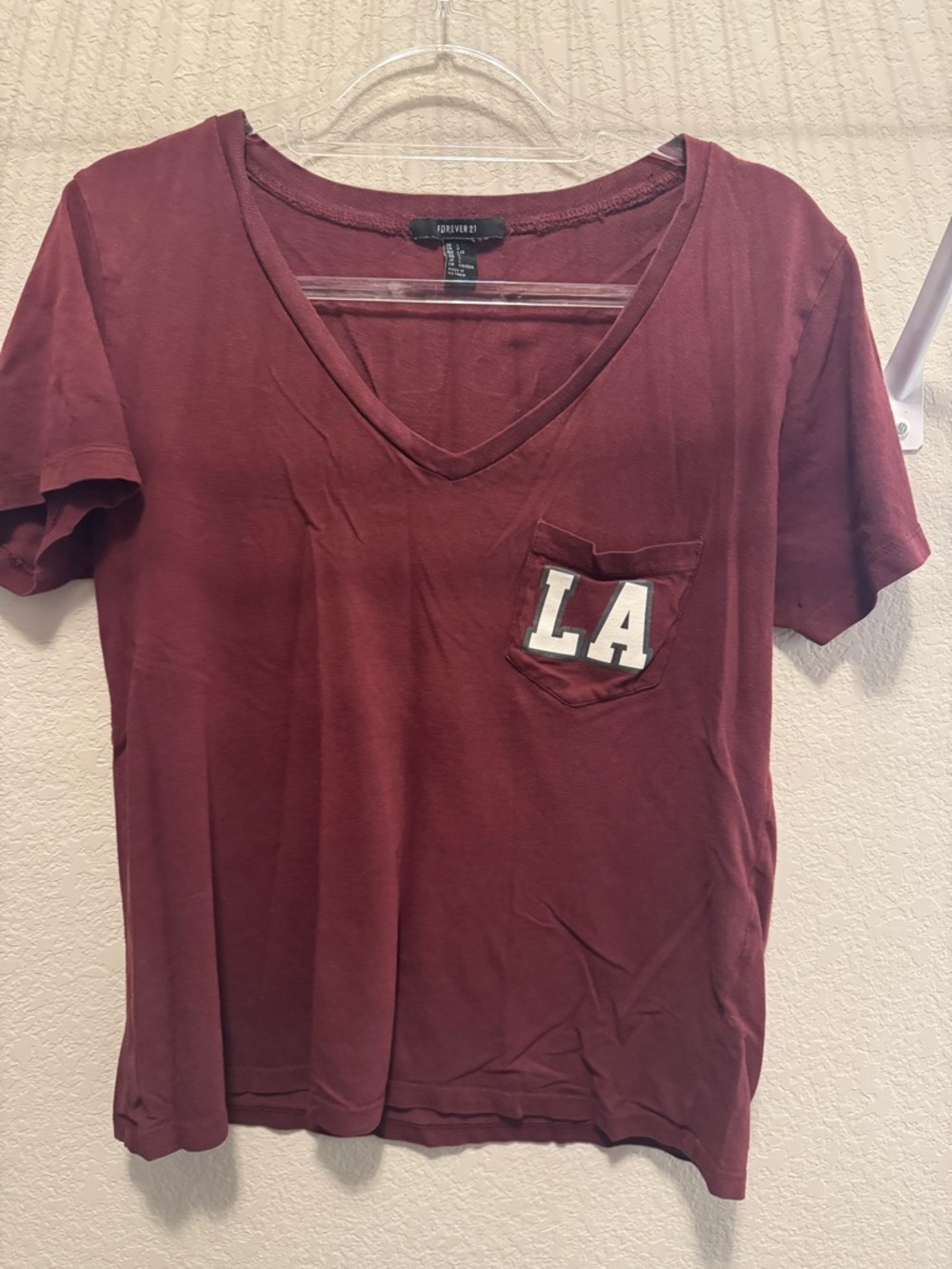 Forever 21 Women's V-Neck Pocket Tee - Maroon with LA Patch